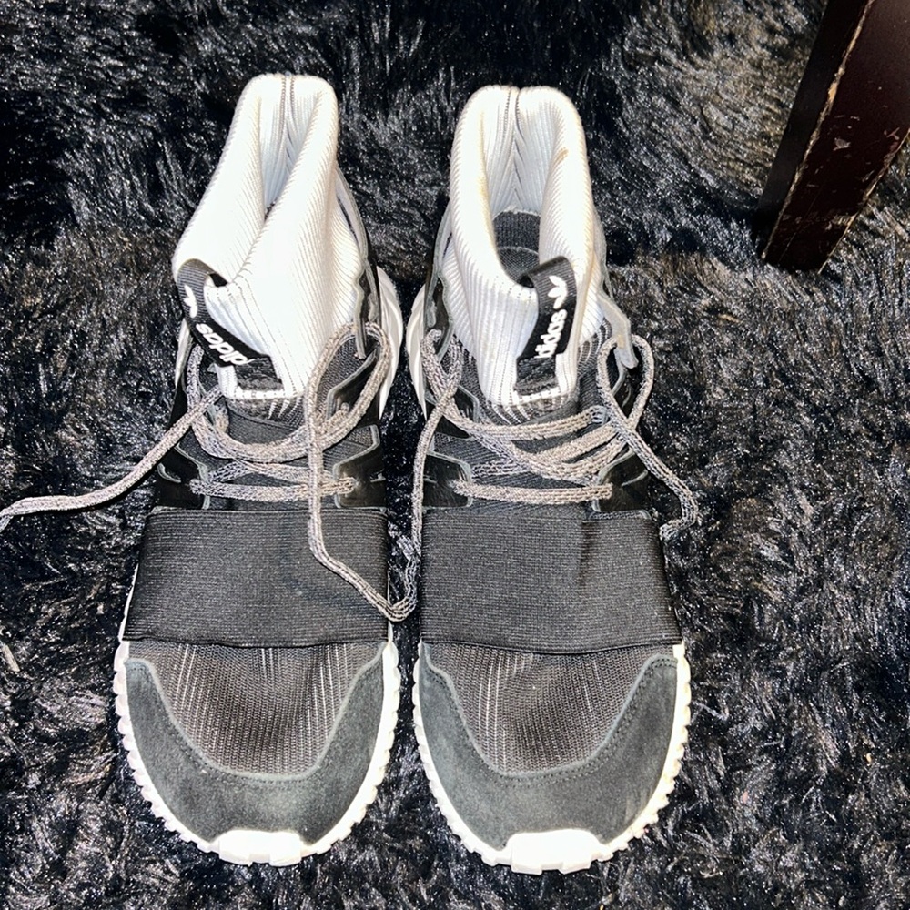 ADDIDAS sneakers